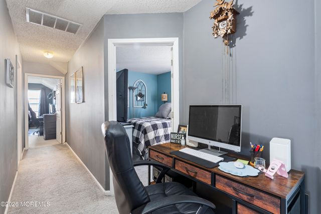 5 Brentwood Drive, Bayville, NJ 08721