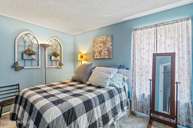 5 Brentwood Drive, Bayville, NJ 08721