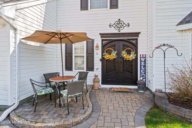 5 Brentwood Drive, Bayville, NJ 08721