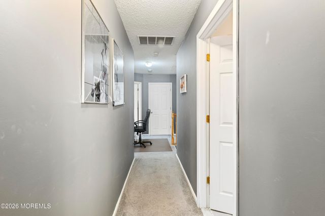 5 Brentwood Drive, Bayville, NJ 08721