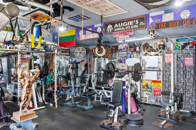 5 Brentwood Drive, Bayville, NJ 08721