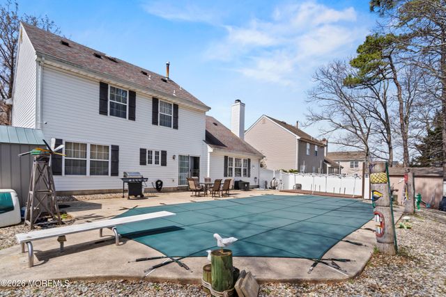 5 Brentwood Drive, Bayville, NJ 08721