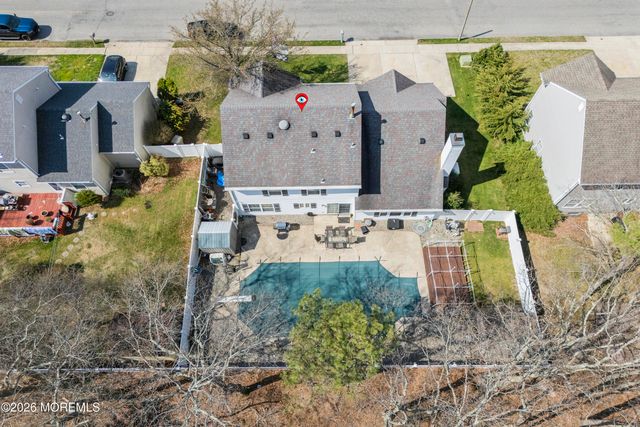 5 Brentwood Drive, Bayville, NJ 08721