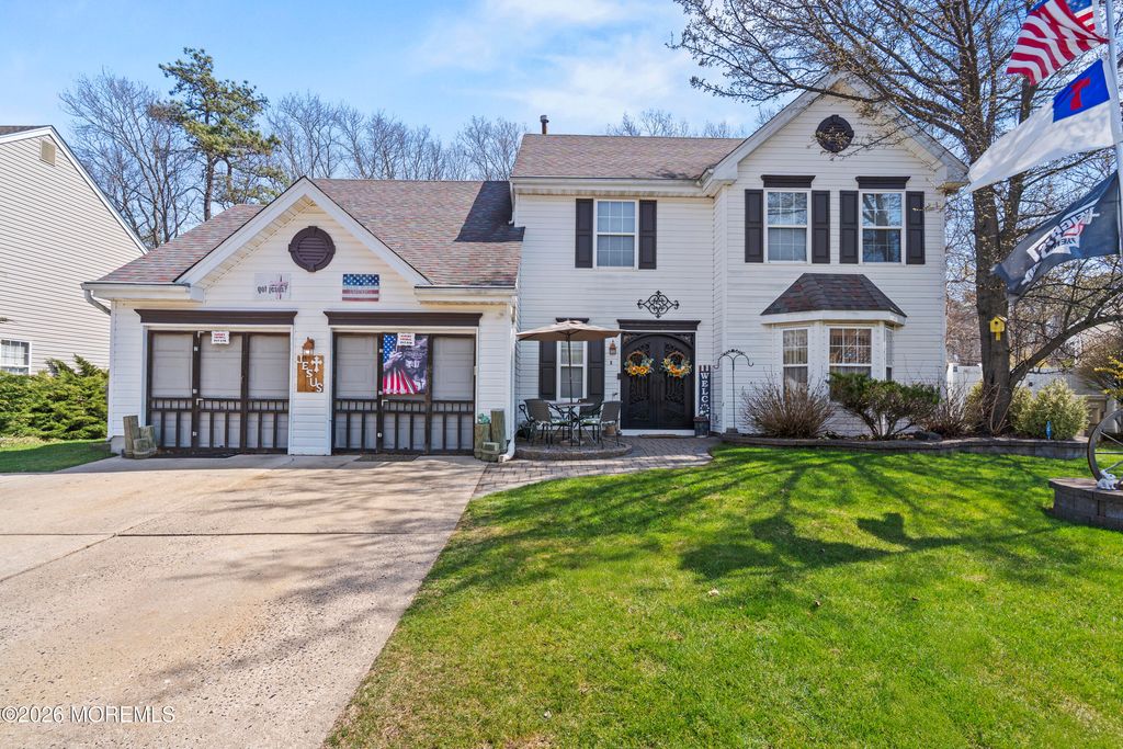 5 Brentwood Drive, Bayville, NJ 08721