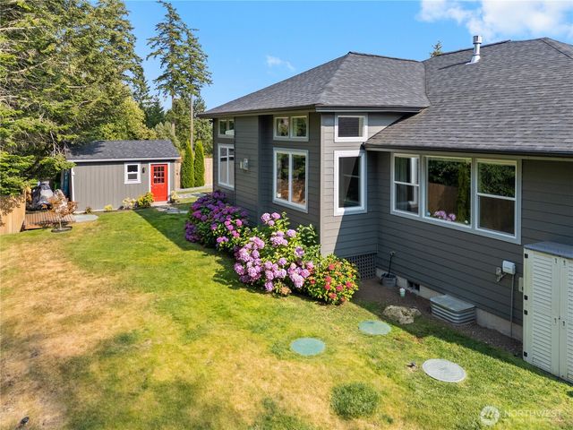 15672 N Deception Shores Drive, Anacortes, WA 98221