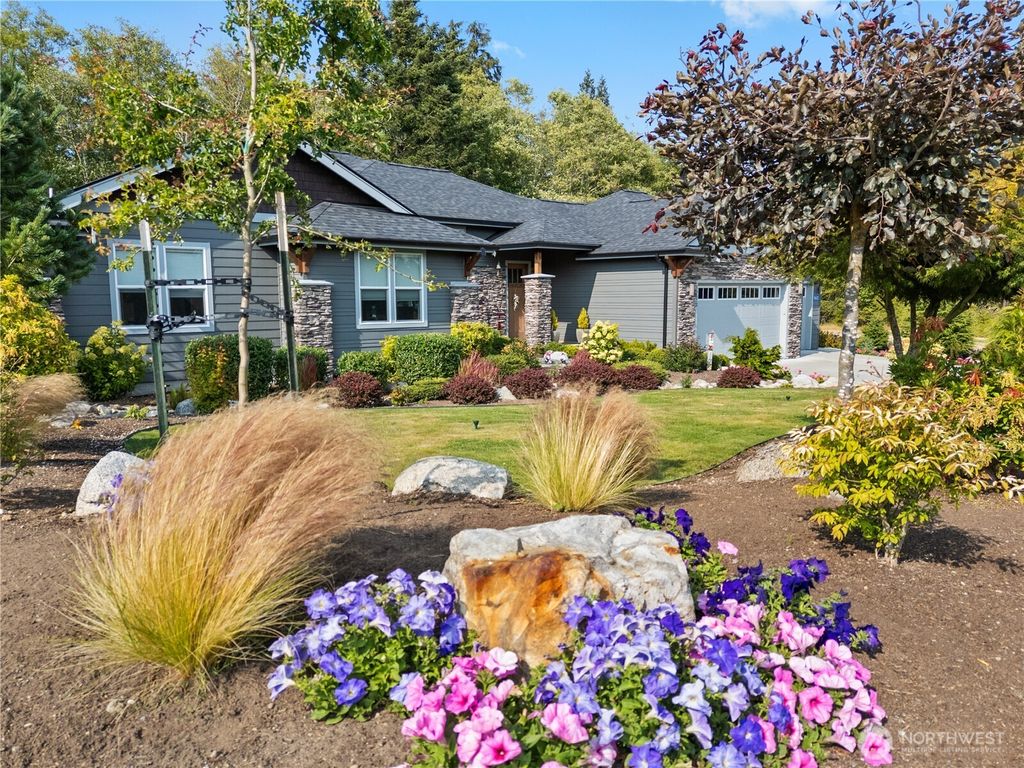 15672 N Deception Shores Drive, Anacortes, WA 98221