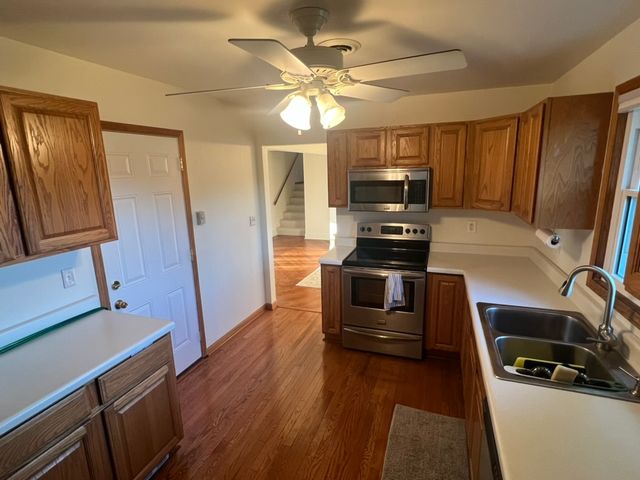 609 Bethel Drive, Joliet, IL 60435