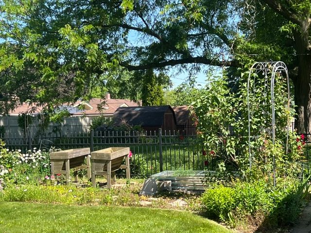 609 Bethel Drive, Joliet, IL 60435