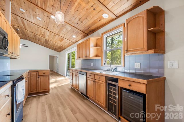 6691 Love Point Road, Denver, NC 28037