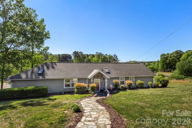 6691 Love Point Road, Denver, NC 28037