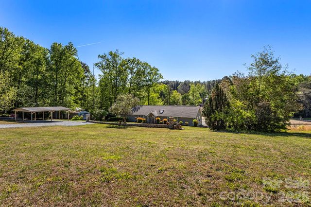 6691 Love Point Road, Denver, NC 28037