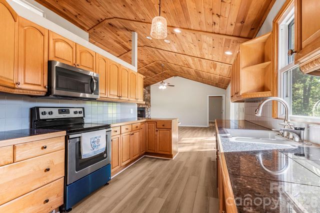 6691 Love Point Road, Denver, NC 28037