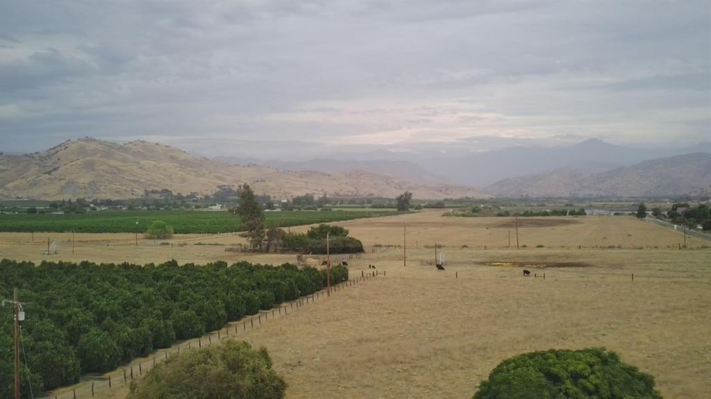 Image 15 of property listing at 33576 Road 220 #a, Woodlake, CA 93286