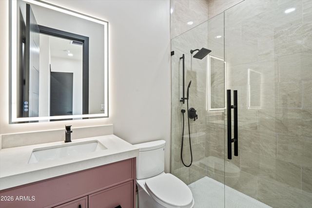 1320 E Sagebrush Drive, Phoenix, AZ 85085