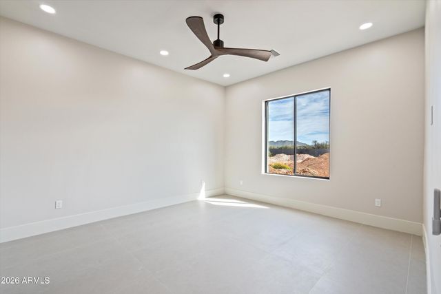1320 E Sagebrush Drive, Phoenix, AZ 85085