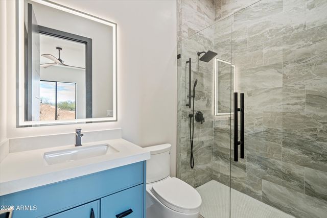 1320 E Sagebrush Drive, Phoenix, AZ 85085