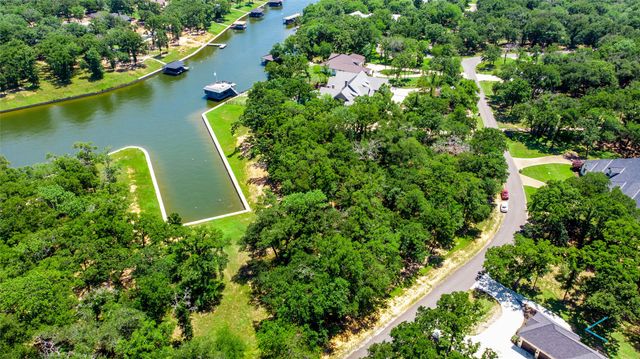 164 Saint Andrews Drive, Mabank, TX 75156