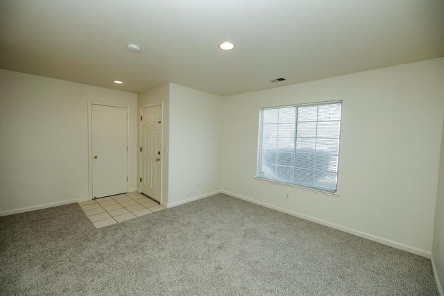 2012 Spring Ln, Modesto, CA 95356