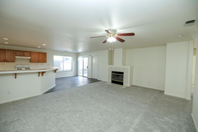 2012 Spring Ln, Modesto, CA 95356