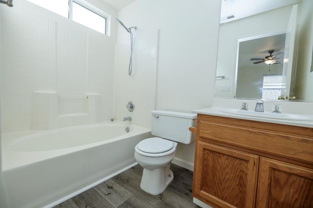 2012 Spring Ln, Modesto, CA 95356