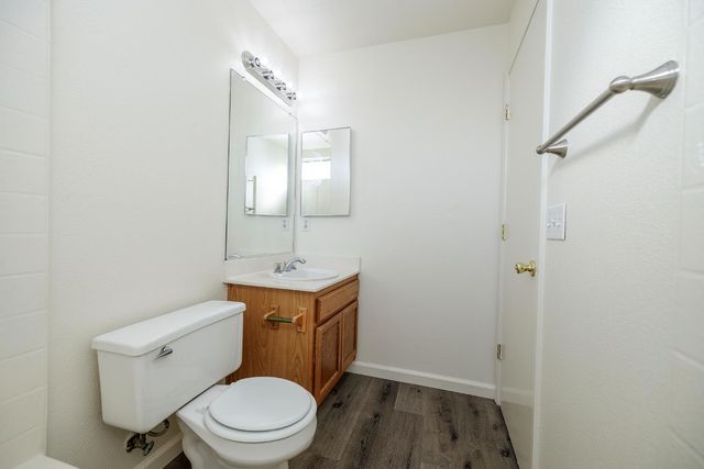 2012 Spring Ln, Modesto, CA 95356