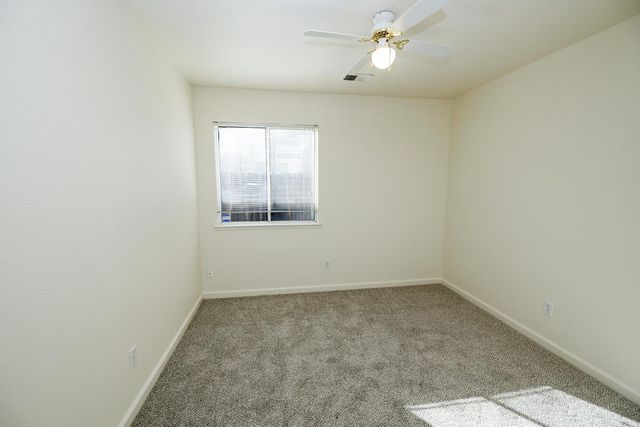 2012 Spring Ln, Modesto, CA 95356