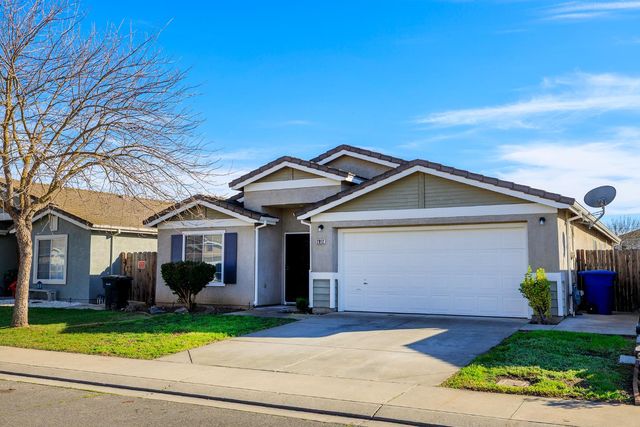 2012 Spring Ln, Modesto, CA 95356