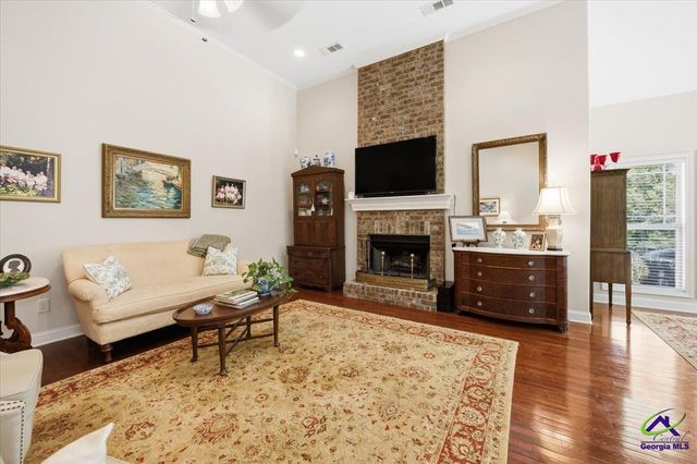 103 N Knotty Court, Forsyth, GA 31029