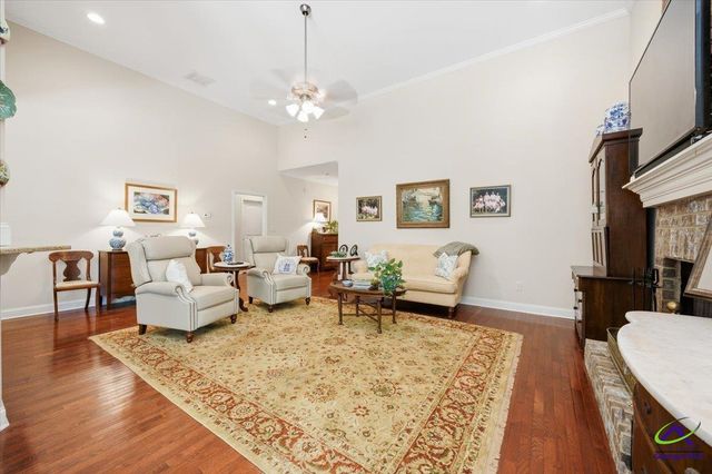 103 N Knotty Court, Forsyth, GA 31029