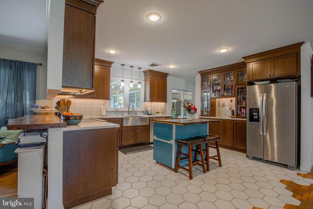 816 RIVERSIDE DR, Salisbury, MD 21801