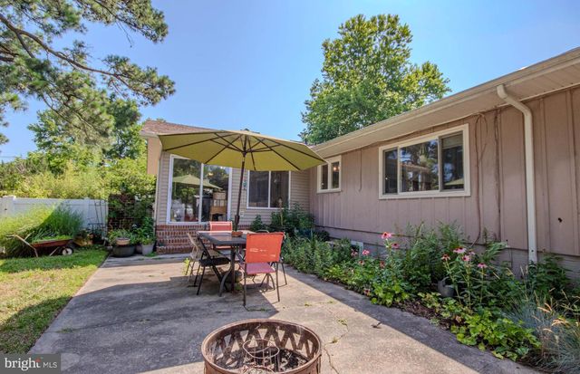816 RIVERSIDE DR, Salisbury, MD 21801
