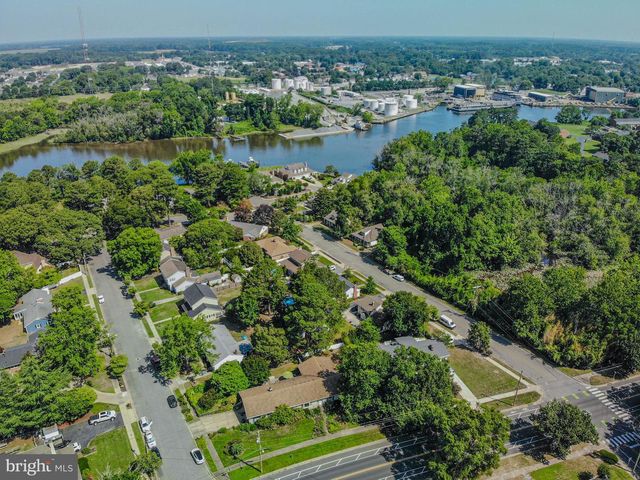 816 RIVERSIDE DR, Salisbury, MD 21801
