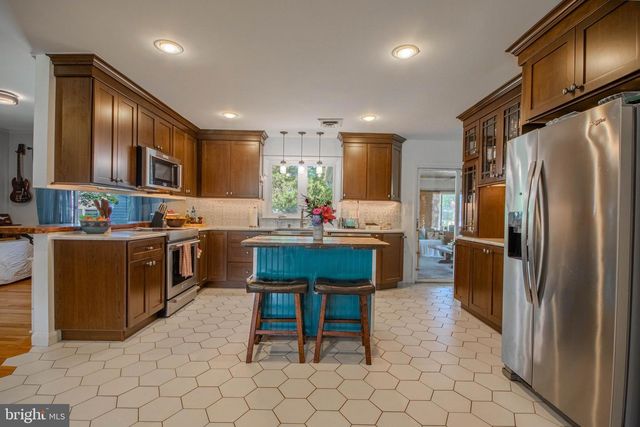 816 RIVERSIDE DR, Salisbury, MD 21801