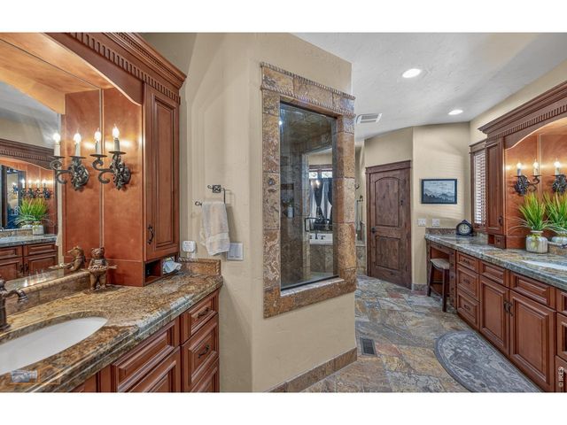 11981 Spruce Canyon Cir, Golden, CO 80403
