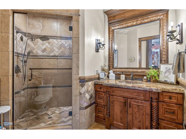 11981 Spruce Canyon Cir, Golden, CO 80403