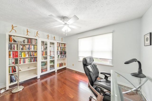 2652 Green Meadow Lane NE, Marietta, GA 30066