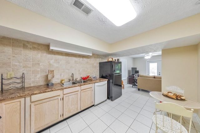 2652 Green Meadow Lane NE, Marietta, GA 30066