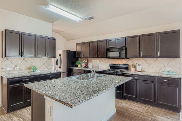 316 Unity DR, Kyle, TX 78640