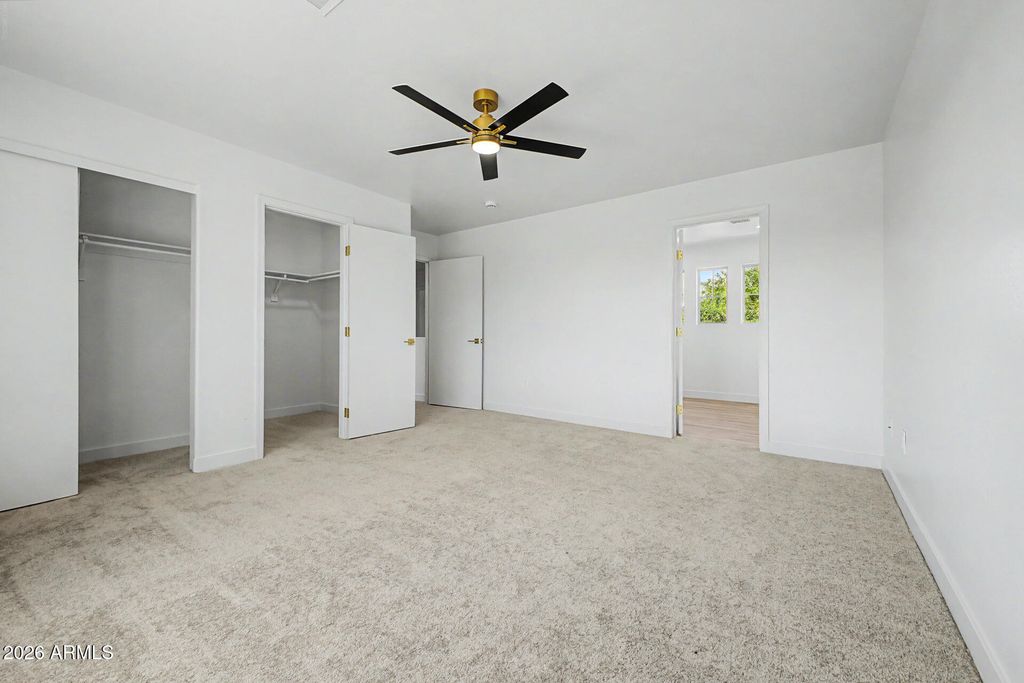 Image 13 of property listing at 1401 S 119TH Drive, Avondale, AZ 85323