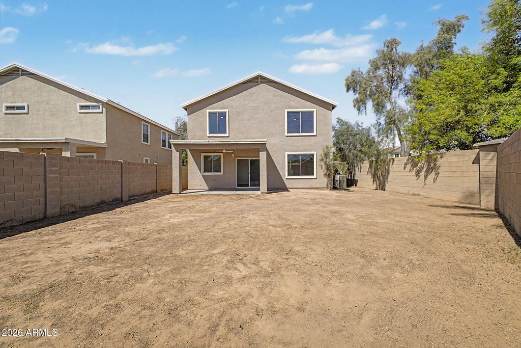 Image 23 of property listing at 1401 S 119TH Drive, Avondale, AZ 85323
