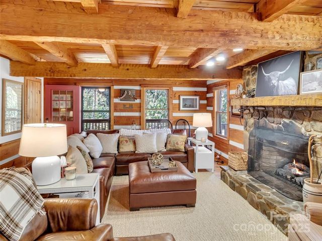 7810 Little Snowbird Road, Robbinsville, NC 28771
