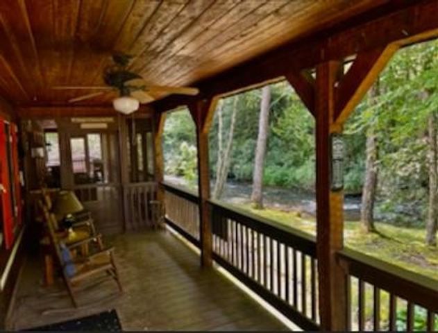 7810 Little Snowbird Road, Robbinsville, NC 28771