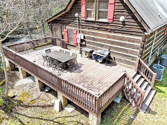 7810 Little Snowbird Road, Robbinsville, NC 28771