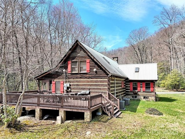 7810 Little Snowbird Road, Robbinsville, NC 28771