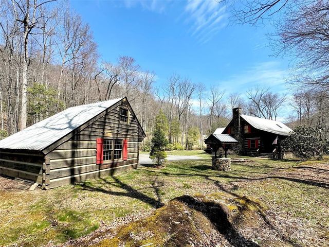 7810 Little Snowbird Road, Robbinsville, NC 28771