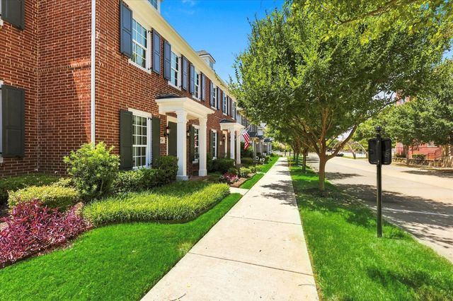 8724 Ice House Drive, North Richland Hills, TX 76180