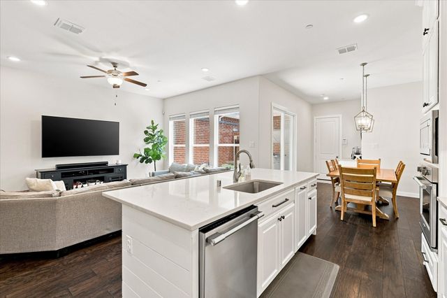 8724 Ice House Drive, North Richland Hills, TX 76180