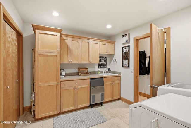12049 N BRIGHTON CT, Hayden, ID 83835