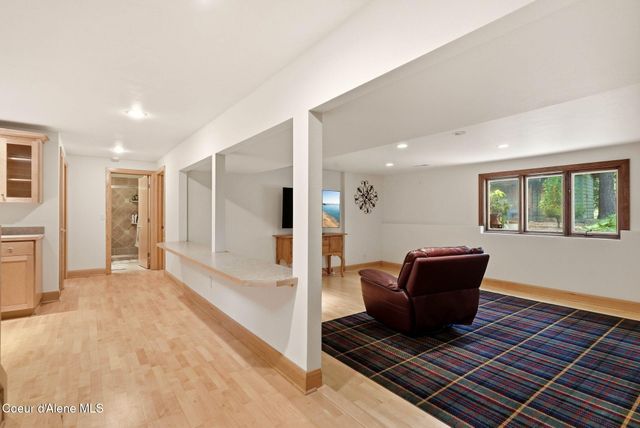12049 N BRIGHTON CT, Hayden, ID 83835