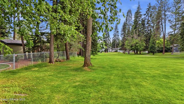 12049 N BRIGHTON CT, Hayden, ID 83835
